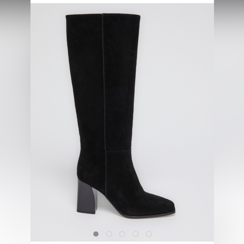 NWT Paige Faye Boot- Black